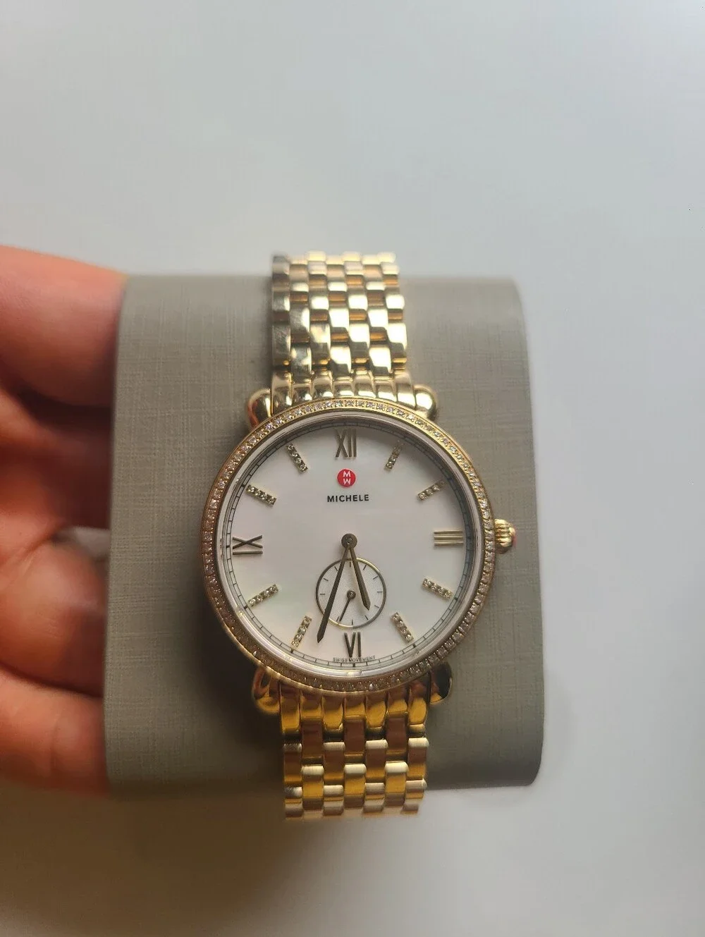 Brand NEW Michele Gracile Gold Diamond MOP Dial Ladies Watch MW26A01B0046